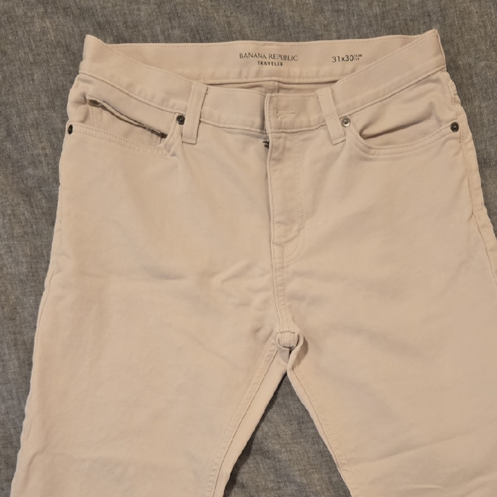 Banana Republic Light Tan Slim Fit Traveler